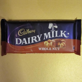 Cadbury whole nut 140 gram 