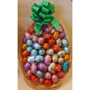 Mand met 850 gr Paaseitjes