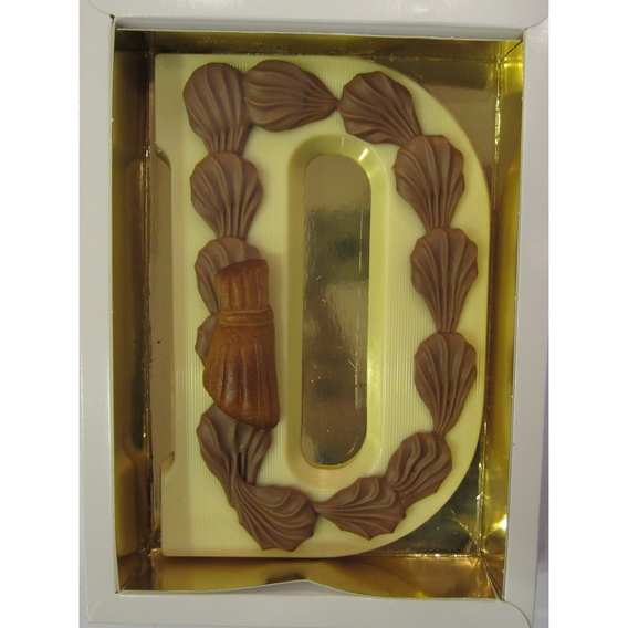 Witte chocolade letter D deco